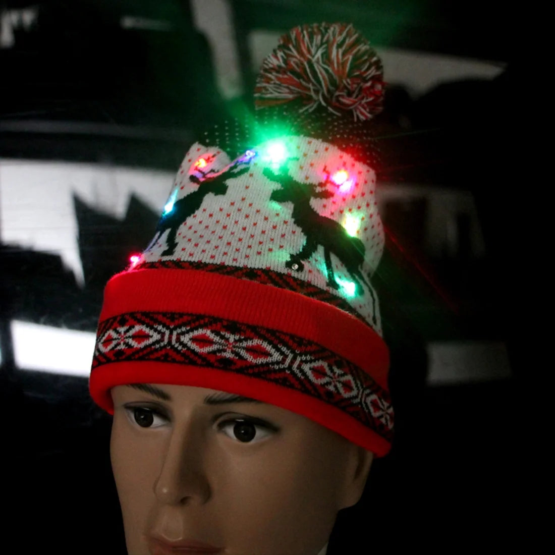 10-LED Light up Santa Beanie Hat Christmas Hat for 6 Year+ Girl Boy, Adult Warm Knitted Flashing Lamp Cap for Children Adult Xmas New Year Home Party Gift